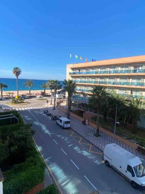 Lujoso Piso Enfrente De Playa De Fenals, 2 Terrazas Lloret de Mar Exterior foto
